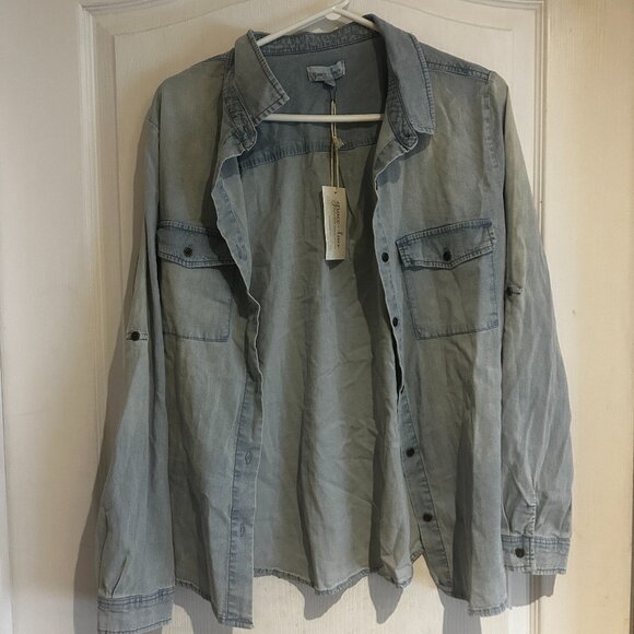 Grace & Lace Light Blue Denim Button-Up Shirt (Medium, NWT) - Picture 1 of 3